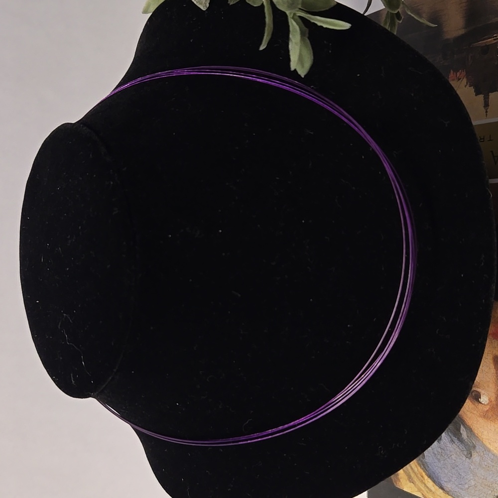 Purple Steel Neck Wire Necklace